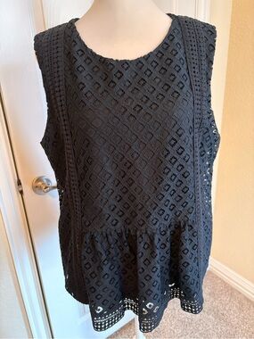 Banana Republic Black Crochet Peplum Top